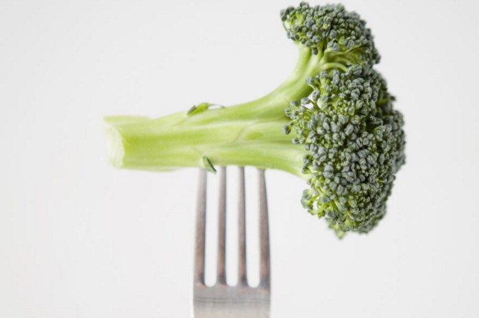CivilEats's tweet image. Only 4 percent of Americans are eating enough vegetables sfg.ly/1S6EYJn via @SFGate