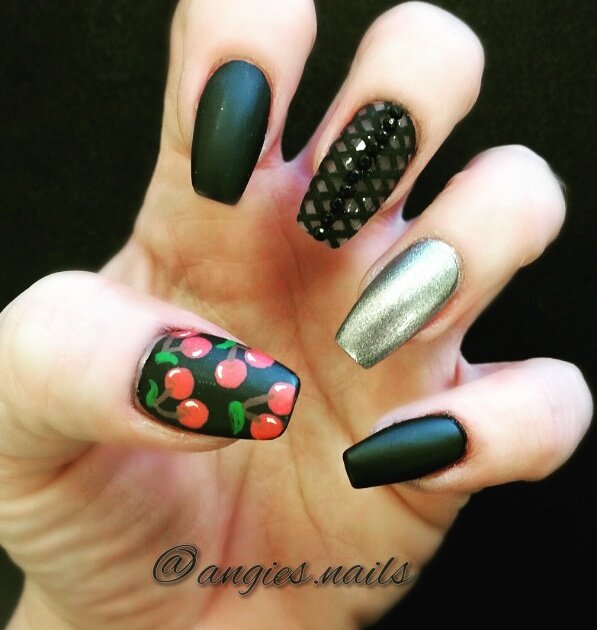 angies_nails's tweet photo. #matte #nailart #cherries #fishnets #handpainted #nails #notd #nailpro #acrylicnails #naildit #opi #vanitynailbar https://t.co/03AQobvSuj