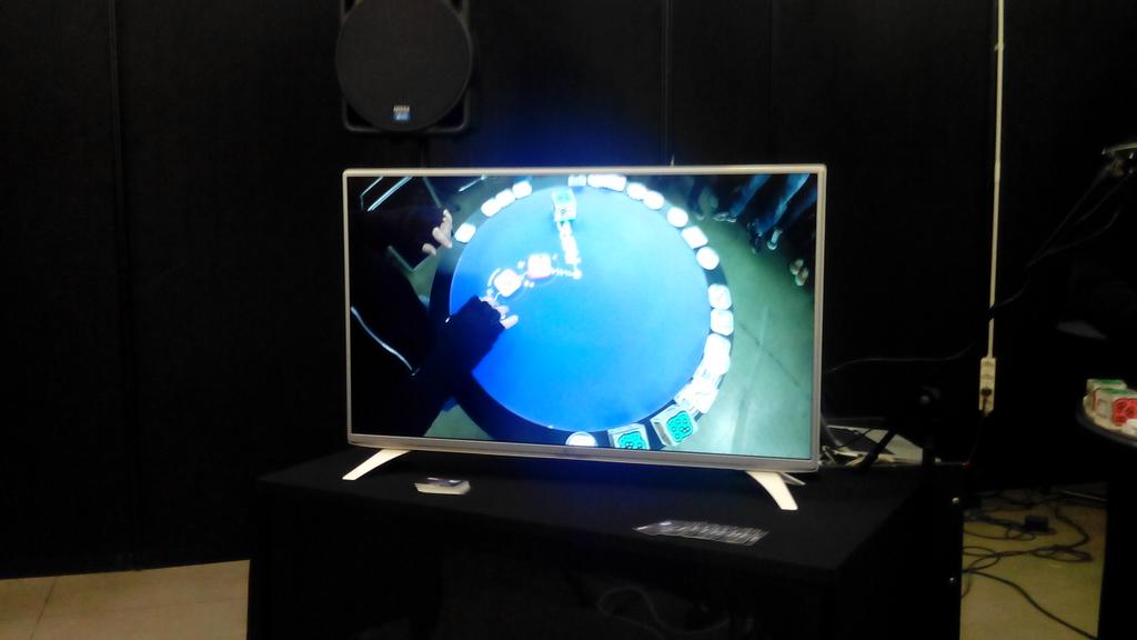 Wearable_Torino's tweet photo. Non perderti l'esibizione di #ReacTj in sala relax!! #WTTorino #WearTheFuture #Music @jetopteam https://t.co/bgfDszgzov