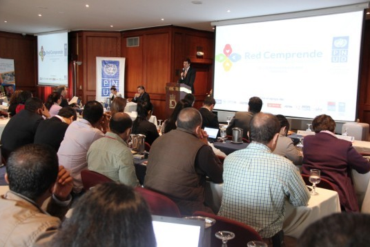 PnudColombia's tweet photo. En 2015, 29.000 personas cuentan con rutas de generación de ingresos y empleo gracias a la #RedCemprende https://t.co/vyQltp9fDu