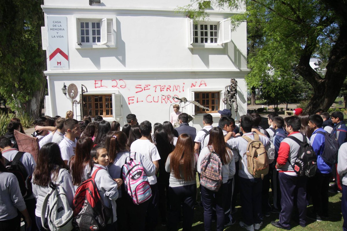 Sabbatella's tweet photo. Expresamos nuestro más profundo repudio a este acto de violencia contra la Casa de la Memoria ex #MansiónSeré https://t.co/U0zJcH9L0o