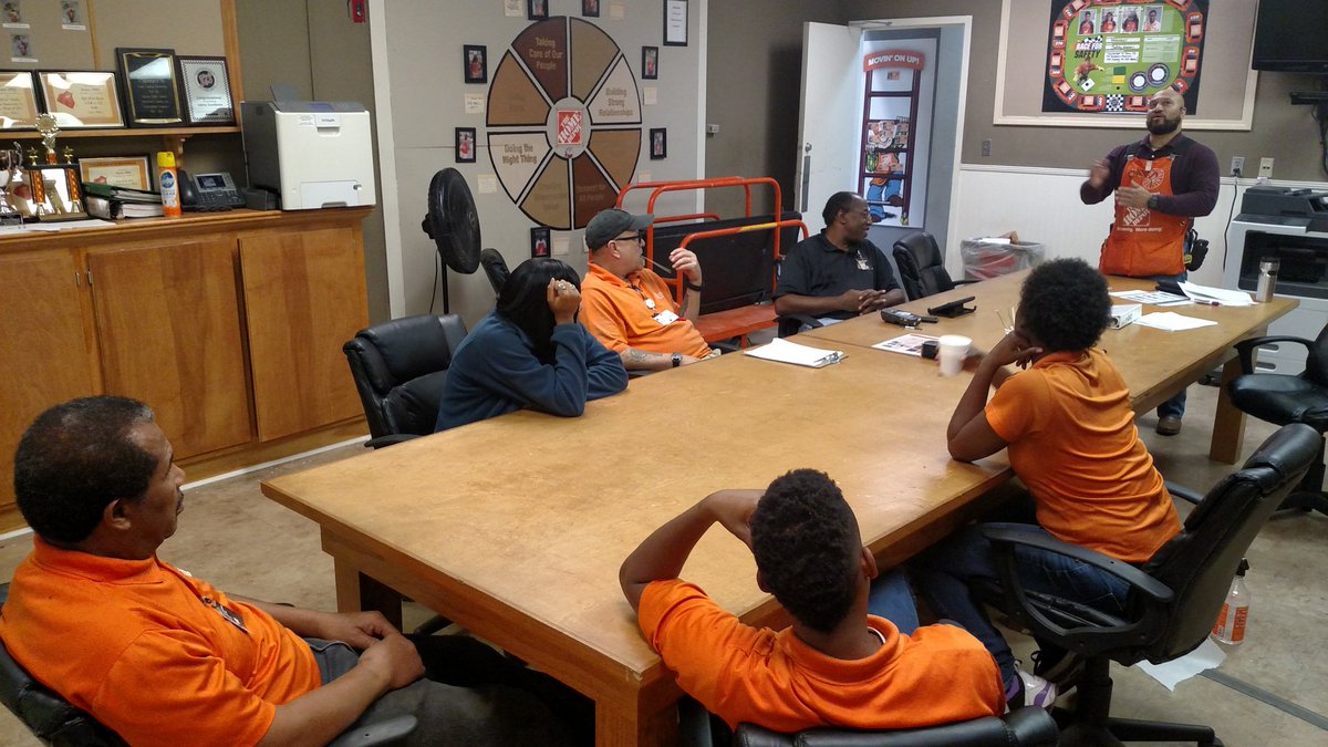 jasteadhamthd93's tweet photo. Q and A with the store on growth and development 2902 met 093 https://t.co/2ZrgauAbTu