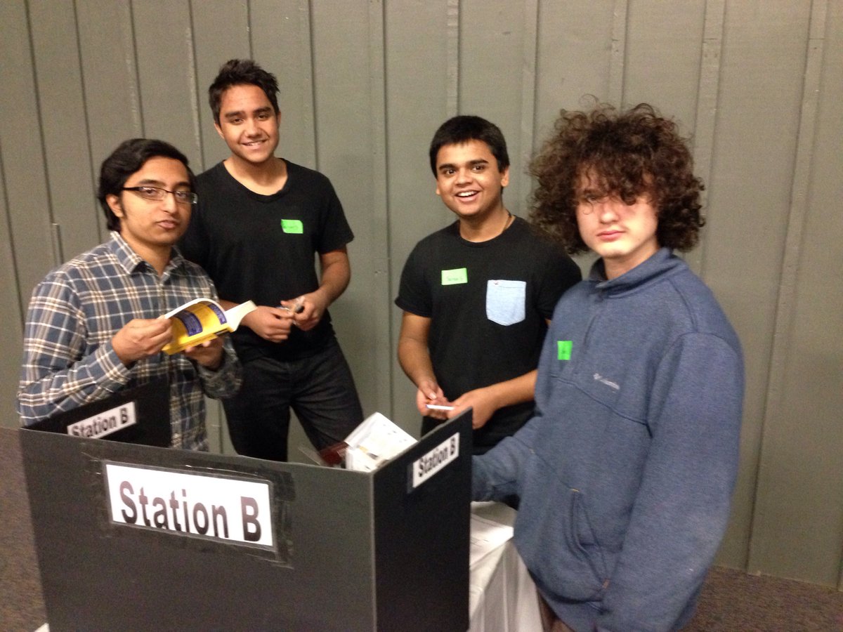 LoEllenScience's tweet photo. Our students are competing hard at this year's @ScienceNorth Science Olympics . . . Go Knights Go! #LEPScience https://t.co/KkvSsVqqqp