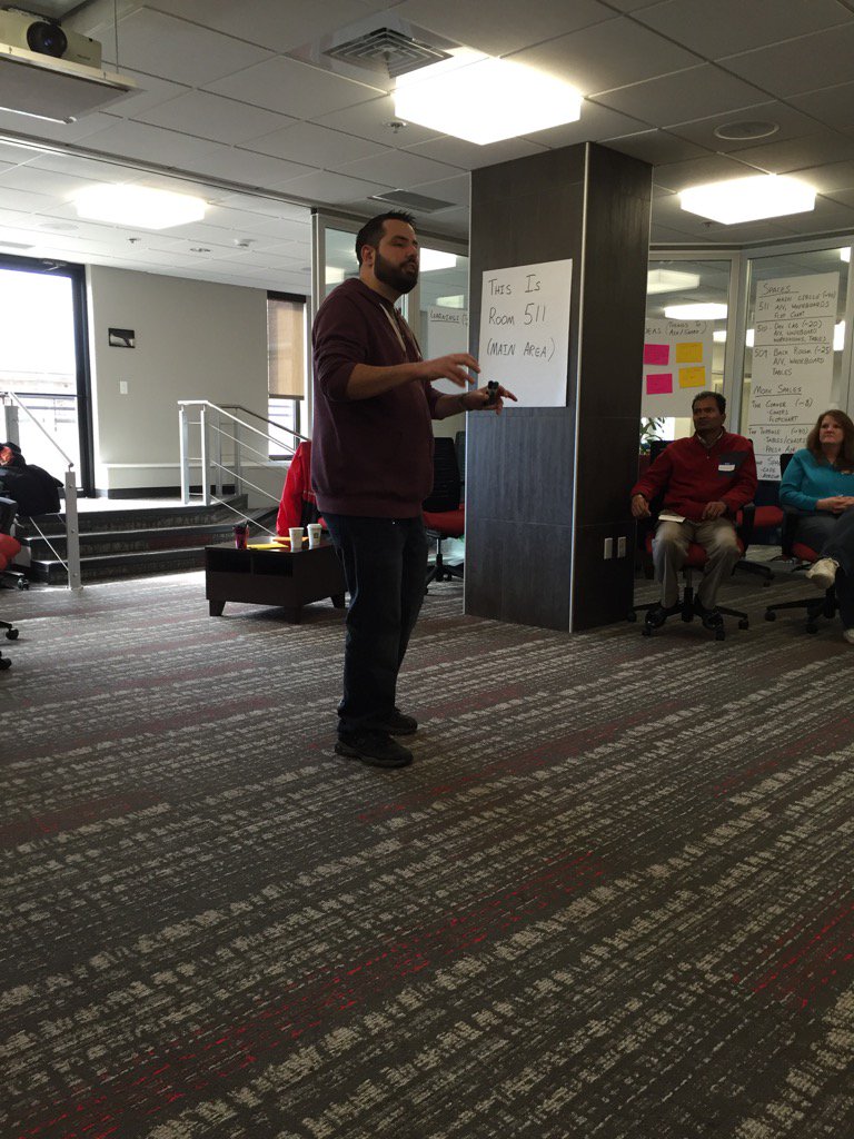 teamFirstDev's tweet photo. #stlagileopen Joe Z presenting on Learning Mechanics. https://t.co/HUev5DeQlv