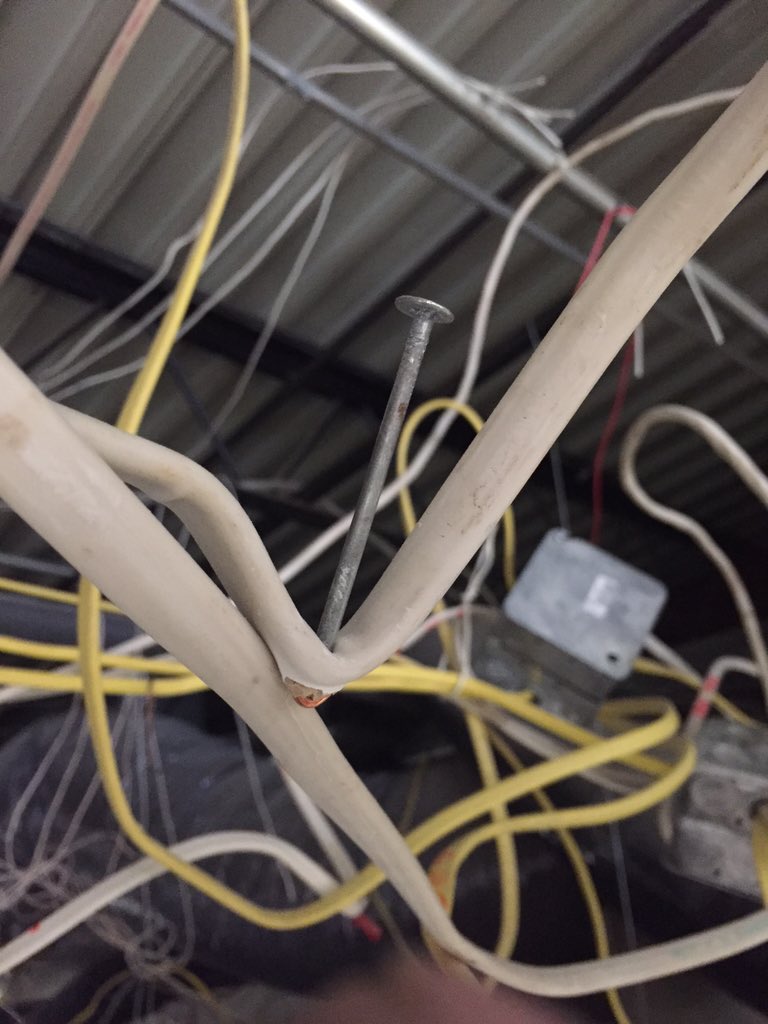 MackElectric's tweet photo. @jsikora915 @juicefarm @MackElectric 
Gotta love demo guys...
Nailed it! https://t.co/bDIP6cd4jV
