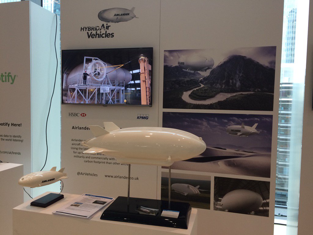 EnterpriseBen's tweet photo. Is it a balloon? Is it a plane? Is it a 'copter? No! It's Airlander. @AirVehicles #BIS15 @kpmguk @HSBC_UK https://t.co/8s6GtnmBHa