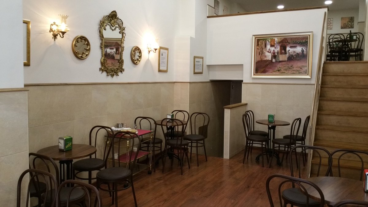 Nuevo salón recientemente inaugurado para comodidad de nuestros clientes.
Ven a conocerlo.