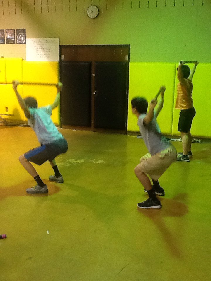 kevinsteinfb's tweet image. Fitness Friday in ST. 2 Rounds of Crossfit. #GoodClass #StayInTheLift #Concentrate #NWHS
