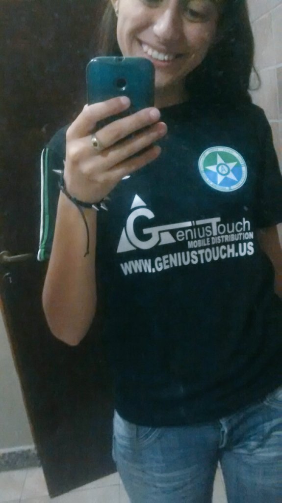 Iara_Correa7's tweet photo. Ya casi te tengo, falta poquito! #aofc #geniustouch https://t.co/U33M2IOMHs