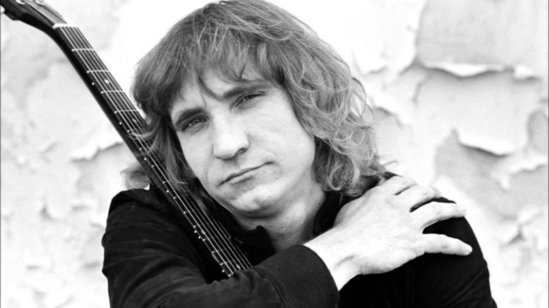 Happy Birthday to a legend and one of my fave musicians Joe Walsh   