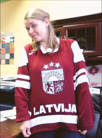 emjayreno's tweet photo. @sc_play #JerseyDay https://t.co/bRb1WHNWeC