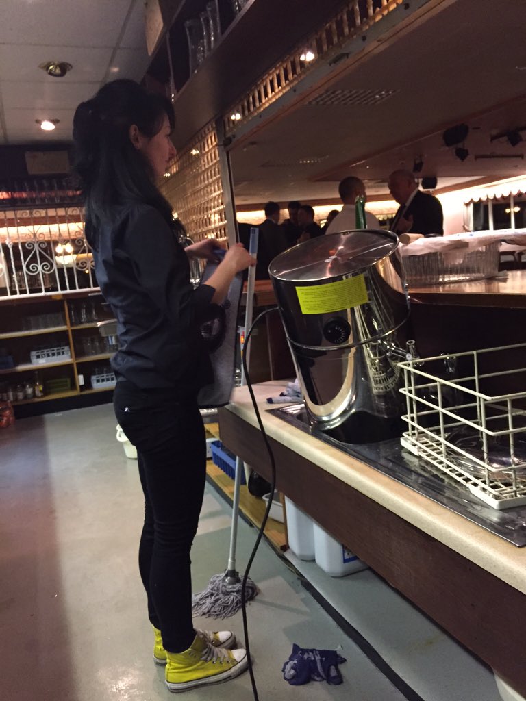 HollieAinsworth's tweet image. &quot;Is this what she meant by drain it?&quot; #barmaidproblems