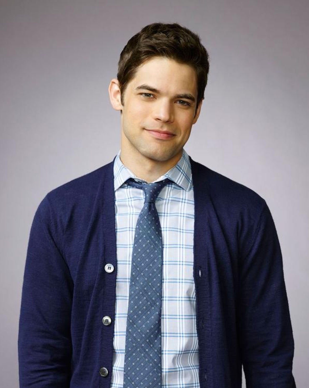 Hoy es el cumpleaños de Jeremy Jordan, nuestro querido Winn en Happy Birthday Jeremy!      