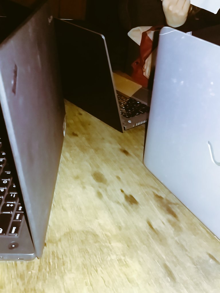 a4adrama's tweet image. Pre #AGM planning for @JCICork @EabhaOLF #MeetLearnGrowCork #BeSeenToBeBetter #LaptopClub @jciireland @janihirvonen