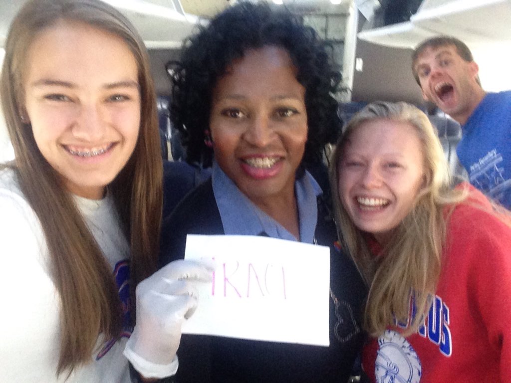 JOEdTech's tweet image. Thanks to our fantastic Southwest flight attendant, Traci, who encourages photo-bombing of selfies!