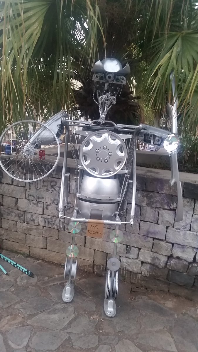 Todo es posible en <a href="/festmadretierra/">Festival MadreTierra</a> ¿te lo vas a perder?Hasta el domingo en el Parque La Granja #SantaCruzdeTenerife