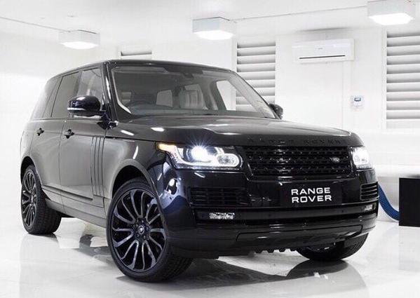 LUXURYPlCTURES's tweet photo. Someone buy me a Range 🙏🙏 https://t.co/2mB7pn1Bgg