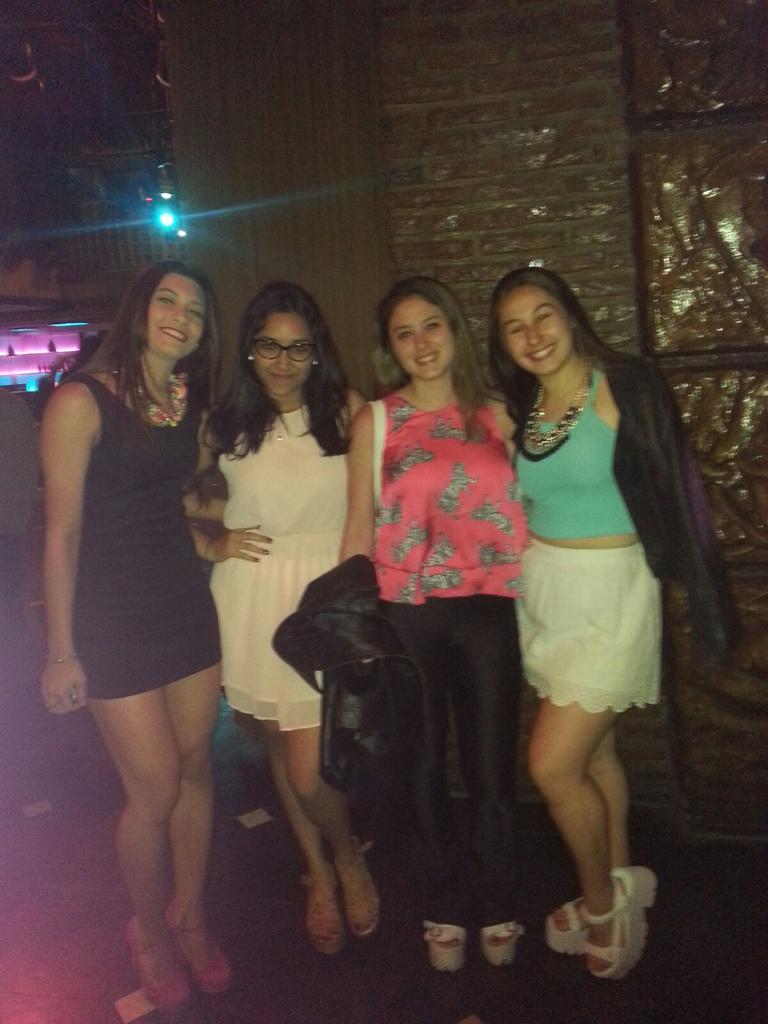 SofiaFruch's tweet photo. Ustedes son eternas, las amo gracias por tanto #La122 🎉💕🙌 https://t.co/ivq0GERHpk