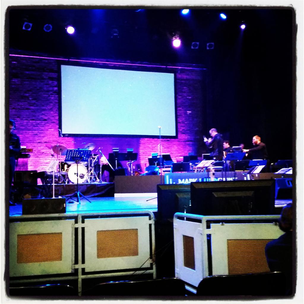 BobbieD77's tweet photo. Amazing seats for the @MarkJLindquist Big Band tribute to Sinatra! #AsianSinatra https://t.co/DfWy9jbQMp