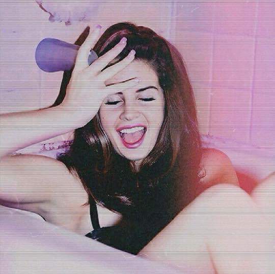 deennishaa's tweet photo. #CuandoMeAburroYo me pongo a escuchar a Lana del Rey😍😍😍 #MaratonTelehit @Ceci_Flores #MaratonDeBoletos https://t.co/Mjta6HwWGt