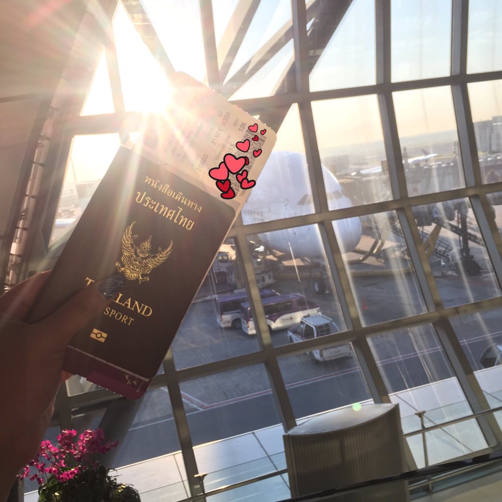 Pank_Blue's tweet photo. Off to HK: My first stop of Come Together tour ✈️✈️ Self Unlock ✈️✈️ #LetItAllBegin See you soon! https://t.co/K8e1EG8FVC