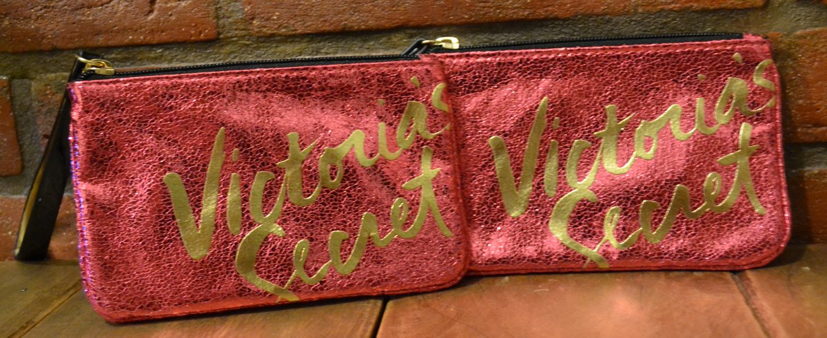PIKA_PILCHAS's tweet photo. Cartuchera porta cosmeticos y mini monederos VICTORIA'S SECRET.
Varios Modelos https://t.co/uoJYCWryRZ