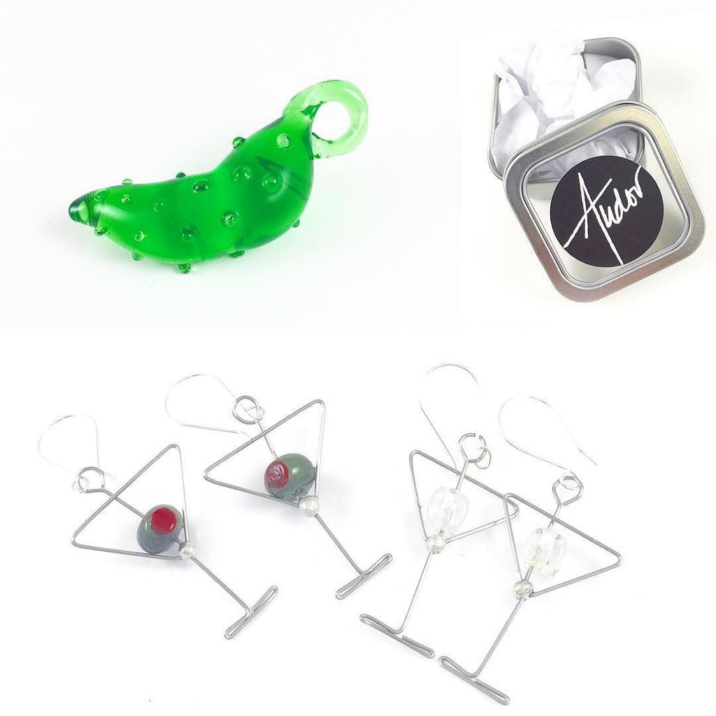 anntudorllc's tweet photo. Martinis and pickles are now available in my website!  I never thought I would say that!  … https://t.co/oyiwih0wSF https://t.co/LlF9NXTtw7