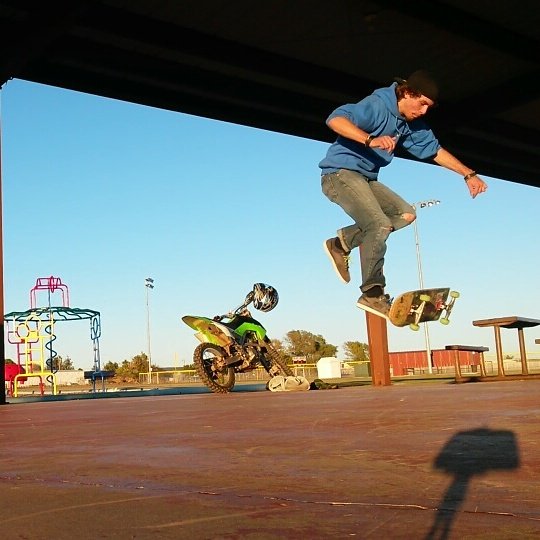 tmanroark's tweet photo. POP SHUV LATE FLIP https://t.co/wKrETDqMes