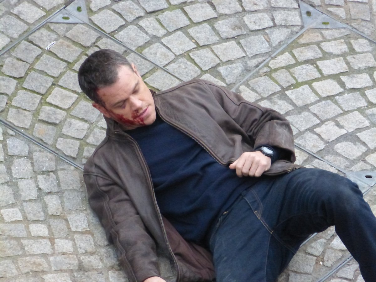 ivawnscon's tweet photo. No LINK any more...
TAG Heuer Formula 1 Chrono BLACK? I don't know...
 #Bourne5 #JasonBourne #movie #watchesinmovie https://t.co/joI9nQmtGH