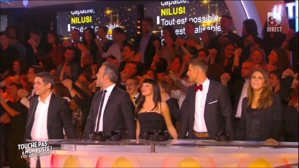 TBT9_W9's tweet photo. Merci à @WeAreKidsUnited et @Gregoireoff pour ce moment.
#MainDansLaMain #TPMPAmour #TPMP https://t.co/kvGqhROLND