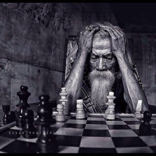 justpeppie's tweet image. When u are so deep in the game like your life depends on it.... #chessaddict