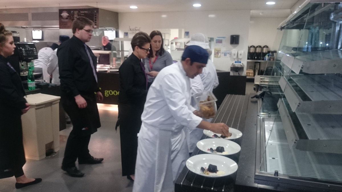 edinburghcoll's tweet photo. Fantastic busy kitchen, with students, college staff and top chefs working hard and at full throttle! #cookoff2015 https://t.co/j3D0OSovnE