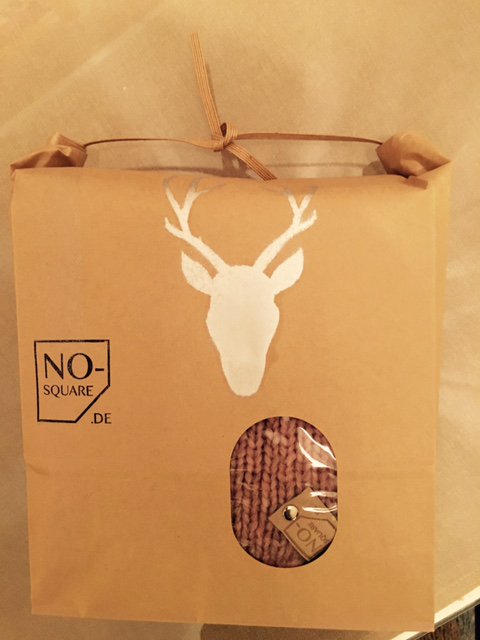 PostSquare's tweet photo. #xMas@#NoSquare, we prepare our nice #NoSquare #triangleScarvs https://t.co/9OpqatVZkR