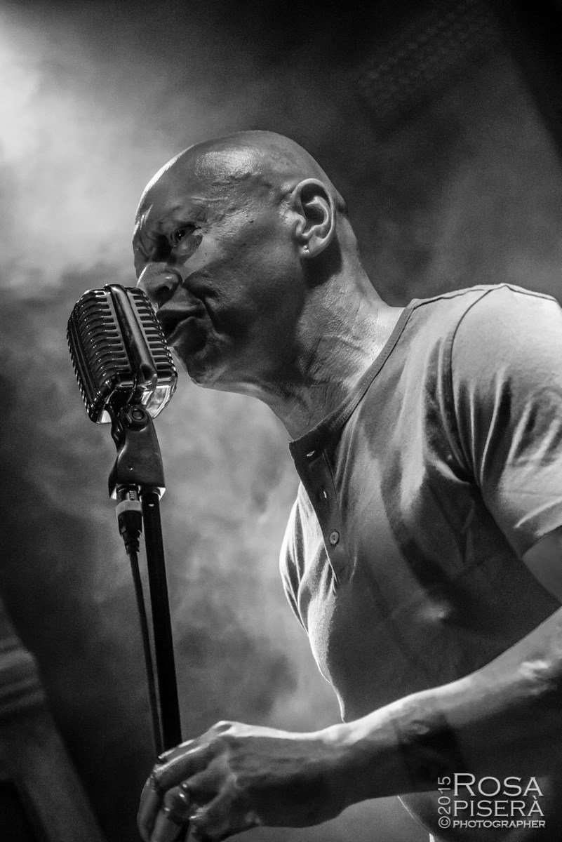 MorganKingMusic's tweet photo. Thanks @RosaPisera for taking these shots from my live show #Bloser - Genoa! https://t.co/Gw7lQ1ZKyU