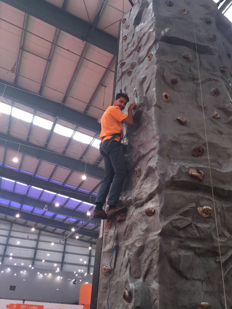 emrahbaran41's tweet image. 24#C0d1ing Hackathon is not only coding, also reaching to the top #24hCoding