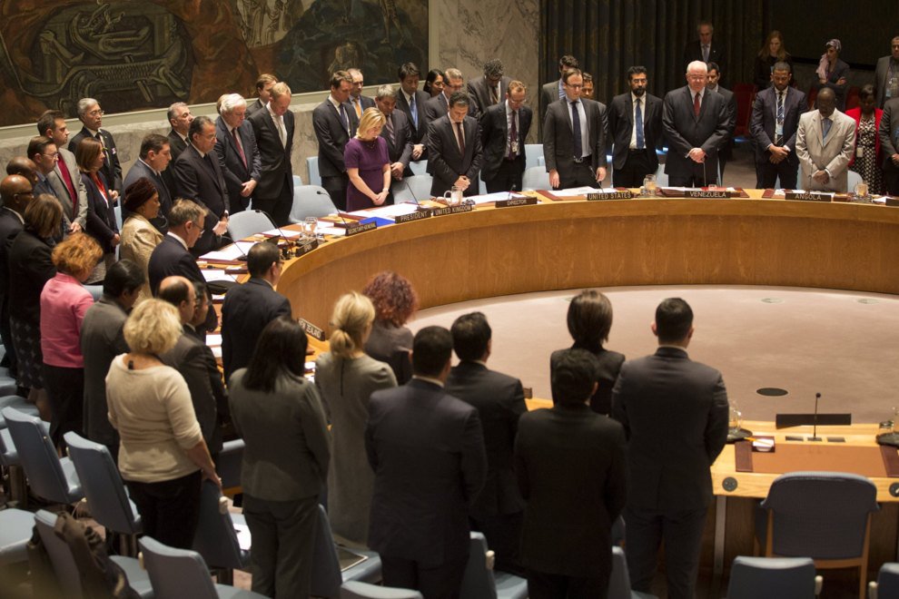 elmundoes's tweet photo. La ONU se prepara para declarar la guerra a Estado Islámico https://t.co/4bF3kMUD4f https://t.co/cNQF3LzLwr