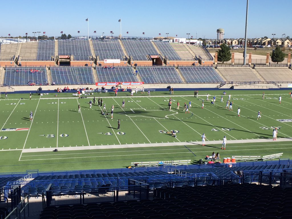 FOXWestTxSports's tweet photo. Made it to Midland for the #CooperCoogs playoff matchup with El Paso Del Valle. https://t.co/ixkOmFNmTn