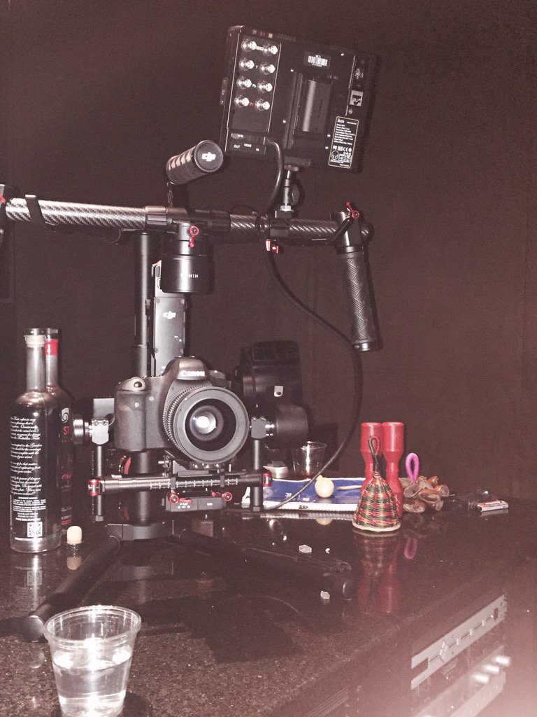 ONEWAYCHOO's tweet photo. Lights, camera, action! #OYMINATI https://t.co/0L77ahIS2q
