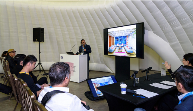 ARQMOV's tweet photo. Hace unas semanas… @Miedito presentando Hegel Apartment en @worldarchfest #WAF2015 #architecture #interiordesign https://t.co/IauV0Uc6zf