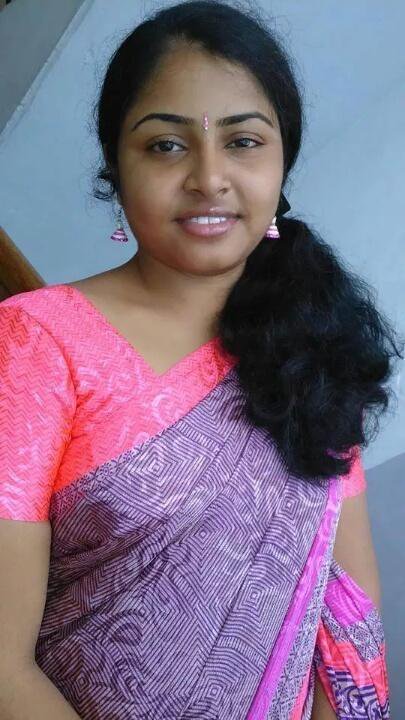 KamaKavitha's tweet photo. அழுக்கு தீர குளிச்சவனுமில்லை
ஆசை தீர அனுபவிச்சவனுமில்லை
கை அடிக்காத ஆணும் இல்லை
விரல் போடாத பெண்ணும் இல்லை https://t.co/xSvS73vIL0