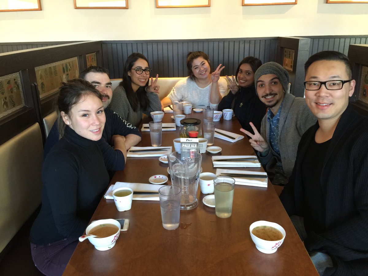 viniviciouss's tweet photo. #Sushi Friday with RED’s Digital Marketing crew =D #REDDMS https://t.co/465G3Klz1c