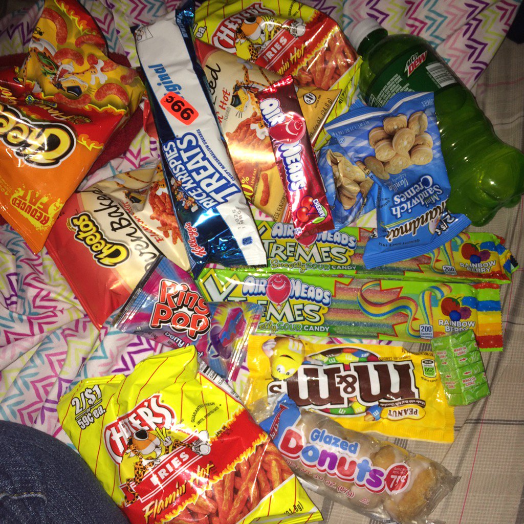 xPocahunnit's tweet photo. Bouta eat my soul away 😊😊😊😊😊😊😊😊 https://t.co/yep8vUMCio
