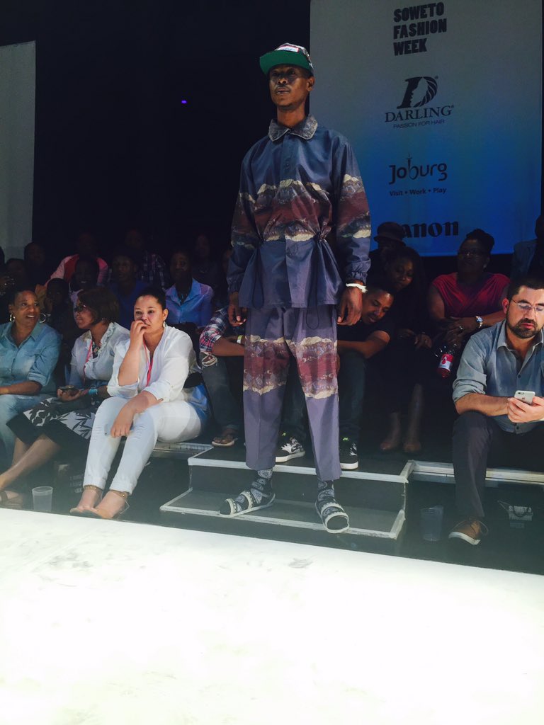 Mash_Sebiloane's tweet photo. @SowetoFashion stunning night #SFWSS16 cc @HloniVanKwan #MCGALE https://t.co/KjuqD2TX9J