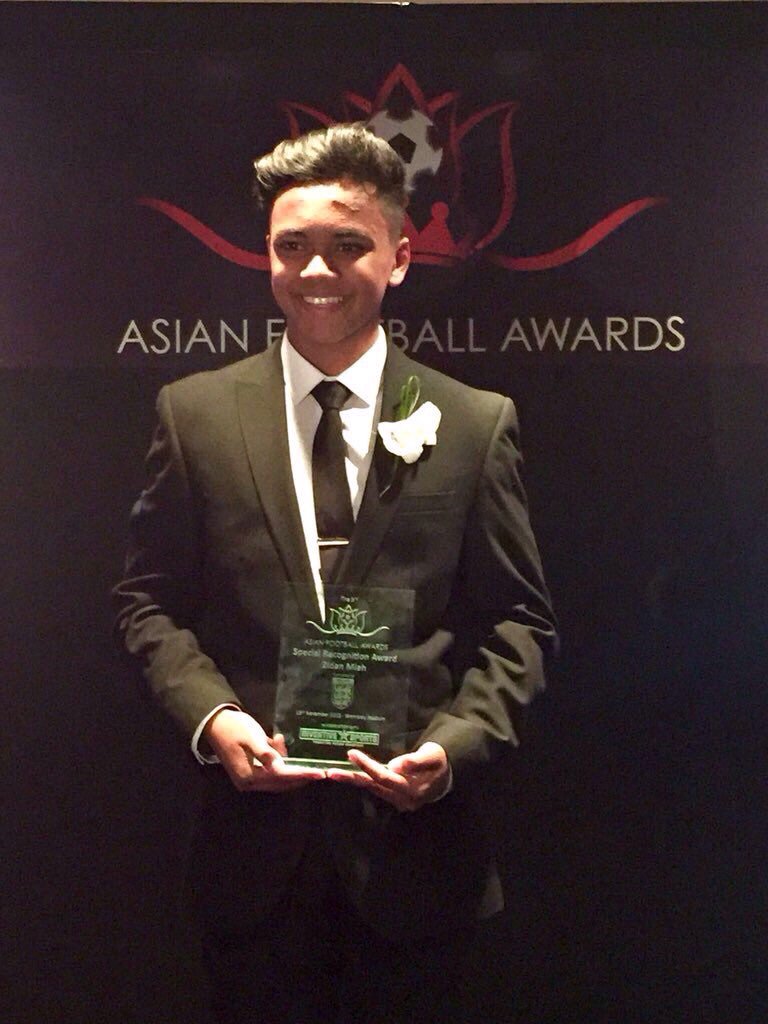 We're all extremely proud of our young ambassador. He only went and won an award! #teamzidan #proud #sportforgood