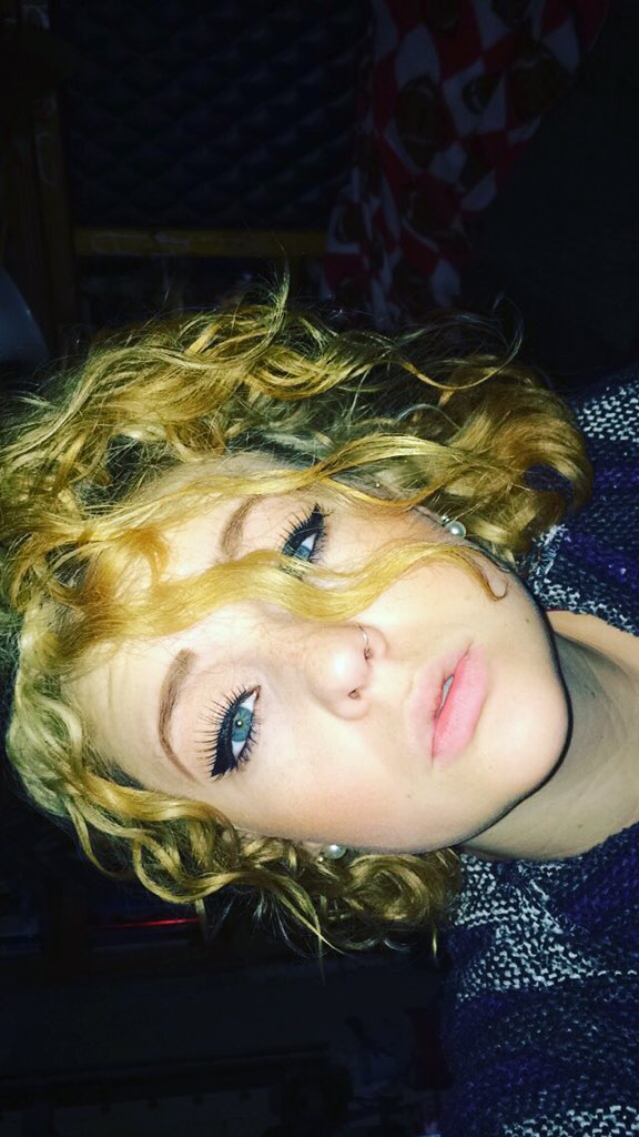 Theyhategail's tweet photo. Makeup➡️Natural #beautifulwithoutmakeup #notreally @thetimmyconnors @bruhitszach @edtertaining @rudanc @ItsNickBean https://t.co/7XZtNaXfON
