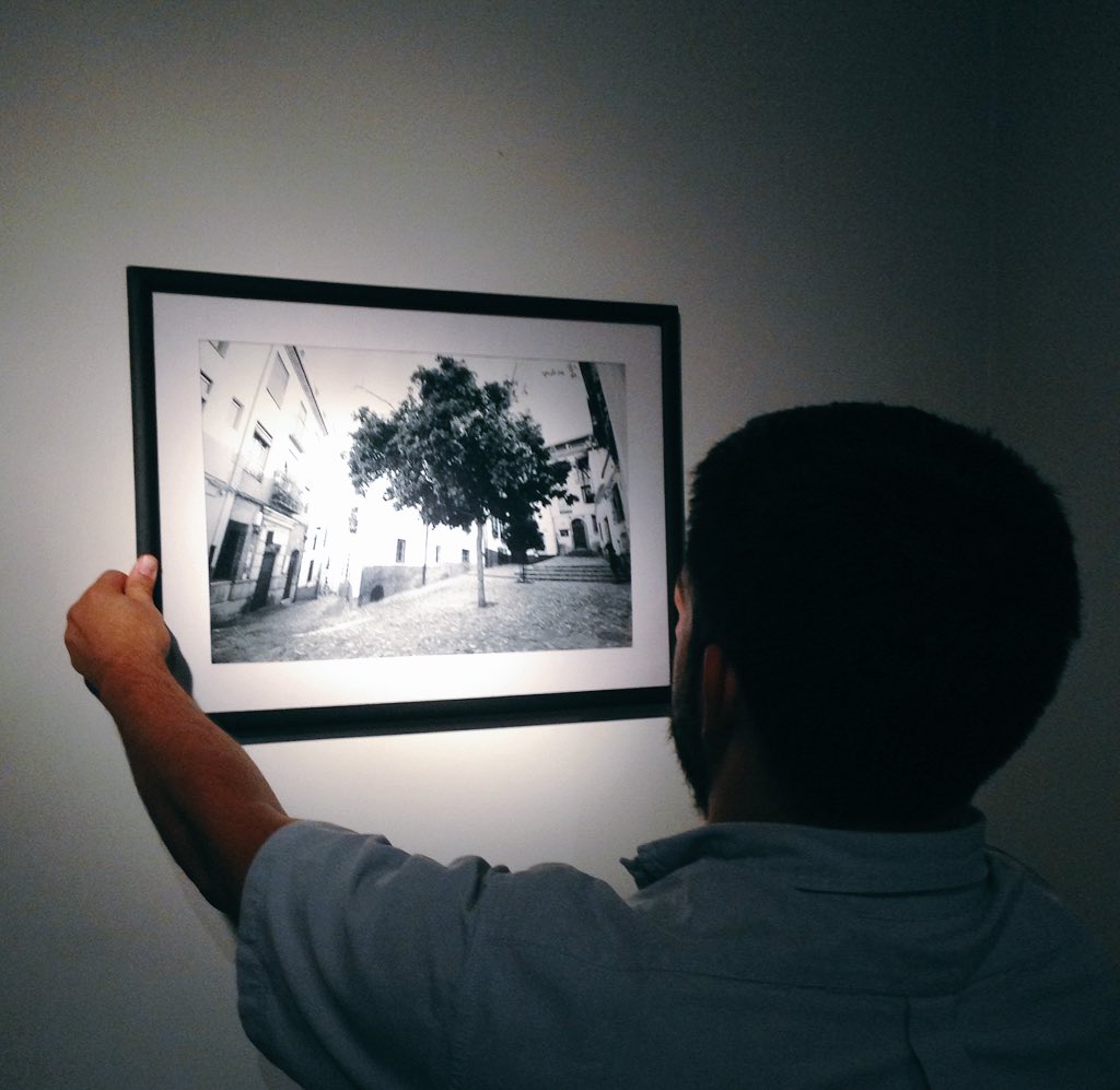 Julizeta's tweet photo. Dos representativas fotos @lipecillo de el Albaicín y Manhattan listas para colgar. #DECOREMOSconFOTOS https://t.co/3PoPEA9A4Y