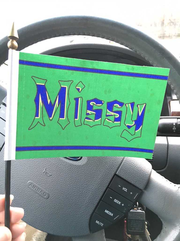 morgansmom2002's tweet image. #deskflags I'm not that impressed