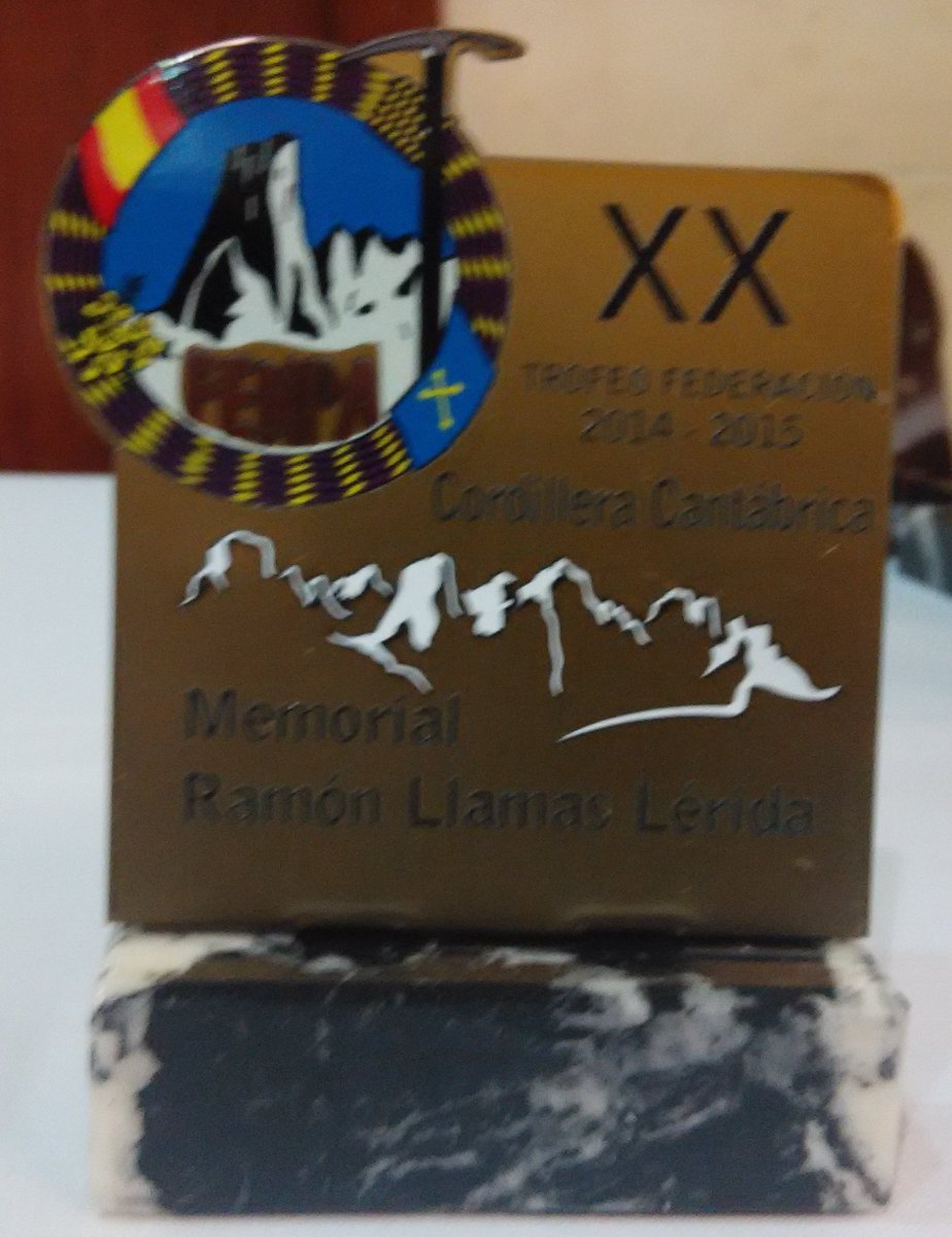 dxtasturiano's tweet photo. Gala del montañismo asturiano 2015. XX trofeo Federación 14/15 "las 100 montañas más guapas de Asturias" https://t.co/BaX02rD6ty