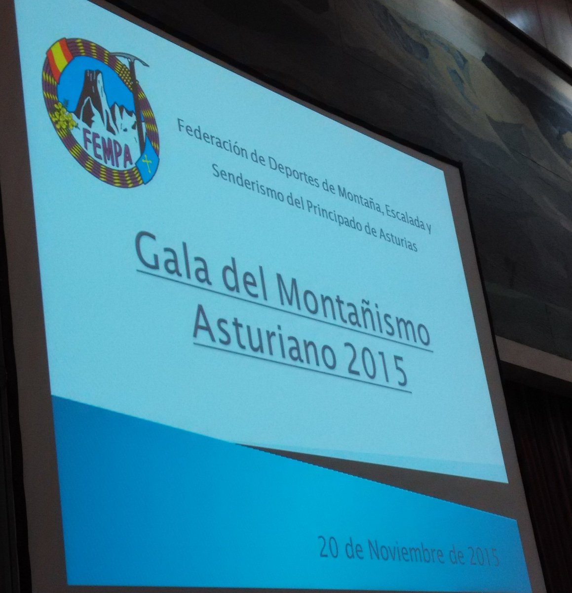 dxtasturiano's tweet photo. Gala del montañismo asturiano 2015. XX trofeo Federación 14/15 "las 100 montañas más guapas de Asturias" https://t.co/BaX02rD6ty