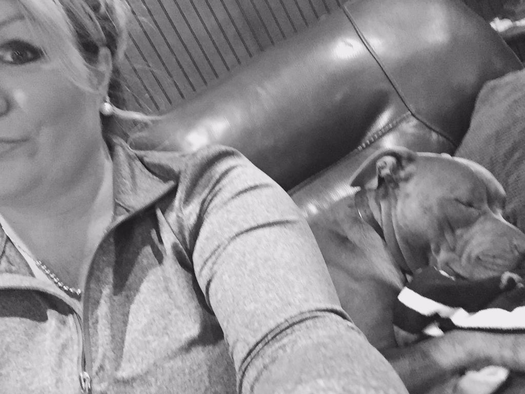 asanford1023's tweet photo. Just a short nap on the couch Gma, please!? #GottiLife https://t.co/7TAive6OXz